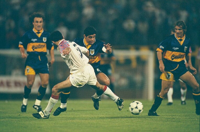 元帝京高10番のマラドーナ芸人が、マラドーナ本人に会いに行ってみた。(9) ／ photograph by Kazuaki Nishiyama