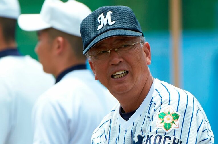 明徳義塾・馬淵監督　©BUNGEISHUNJU