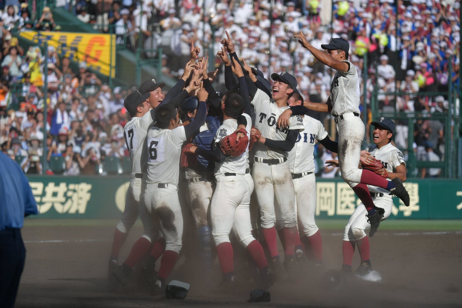 春夏連覇を達成した2018年の大阪桐蔭　©Hideki Sugiyama