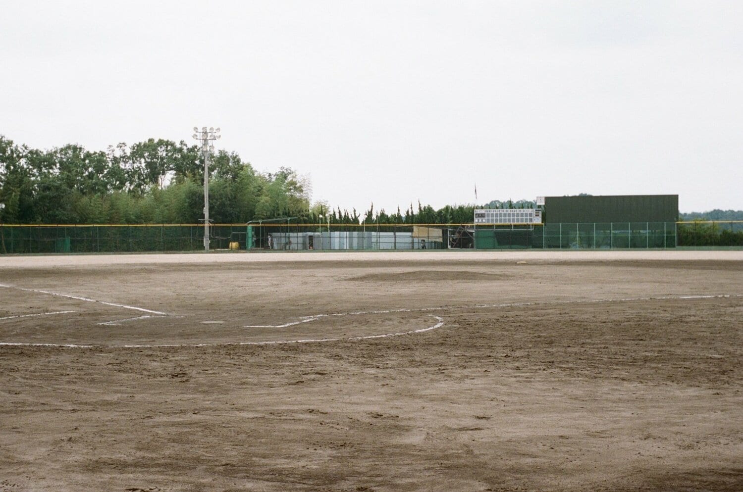 大阪府茨木市の履正社茨城グラウンド。2001年11月に竣工　©︎Shota Matsumoto