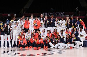 【必読】「アメリカにひと泡ふかせたい」女子バスケ銀で蘇った23年前の言葉…萩原美樹子が語る日本代表のアイデンティティとは？