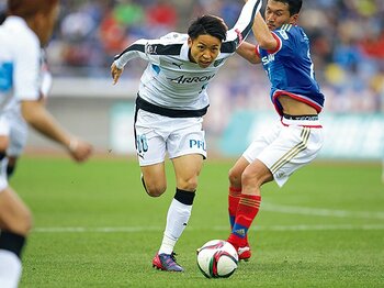 開幕戦勝利に満足せず。川崎・風間監督の着目点。~華麗な攻撃の中にある“ミス”~<Number Web> photograph by J.LEAGUE PHOTOS
