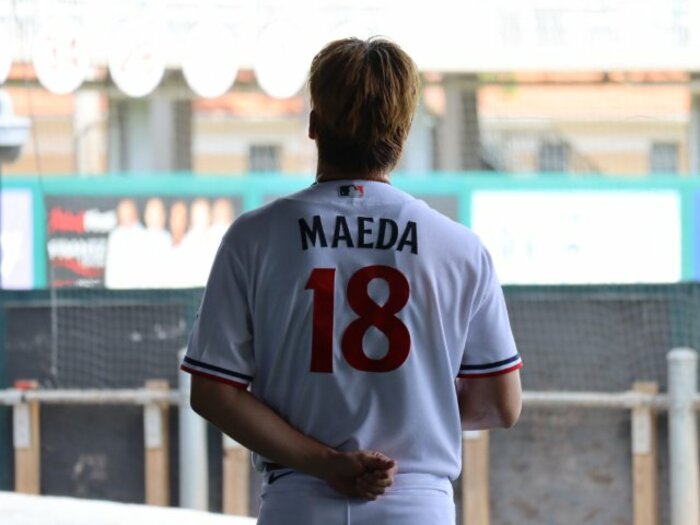 前田健太37歳「マエケンは終わった」から復活へ〈楽天4億円移籍の舞台裏〉ダルビッシュ有に最後の挨拶「キャリア最後のチーム…全てを捧げる」＜Number Web＞ photograph by Yuki Yamada