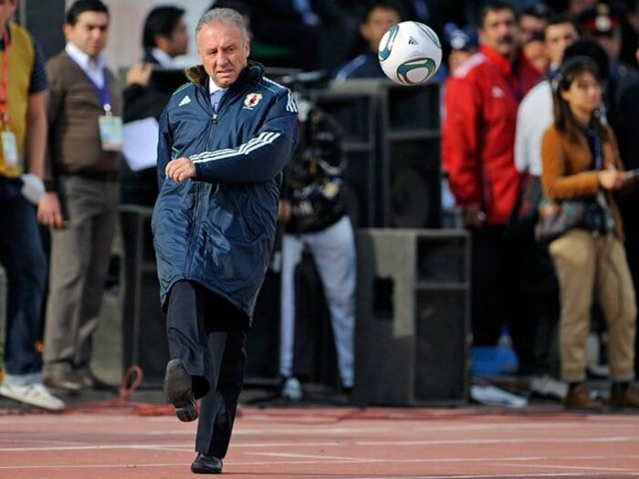 福西崇史が説くW杯最終予選の戦略。ザックジャパンに必要な準備とは?<Number Web> photograph by Takuya Sugiyama