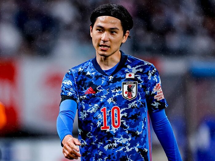 「ブラジルは三笘薫を研究していたが…」「南野拓実を“偽CF”にしては？」三都主アレサンドロが考える“W杯仕様の日本代表オプション提案”＜Number Web＞ photograph by Kiichi Matsumoto/JMPA
