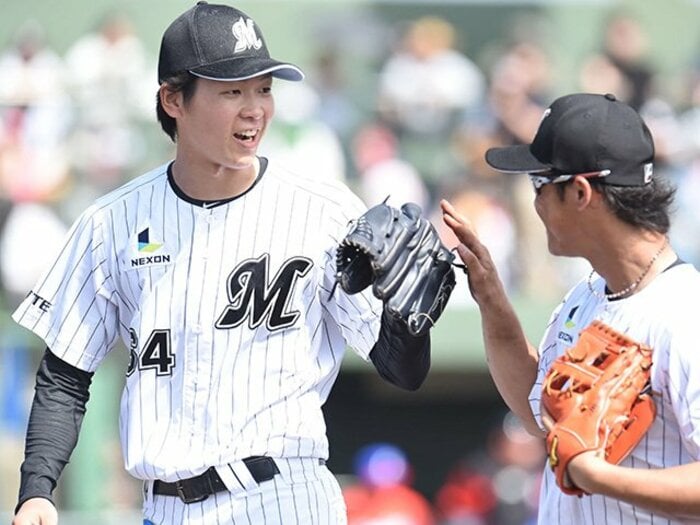 細い体、遅いテンポ、踵に重心――。ロッテ・二木康太が“隙”を2年で克服。＜Number Web＞ photograph by NIKKAN SPORTS