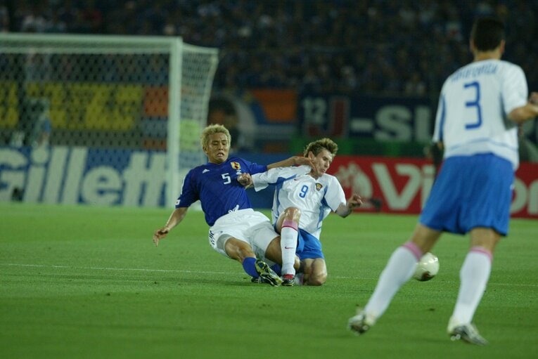 2002年日韓W杯、日本vsロシア　©JMPA