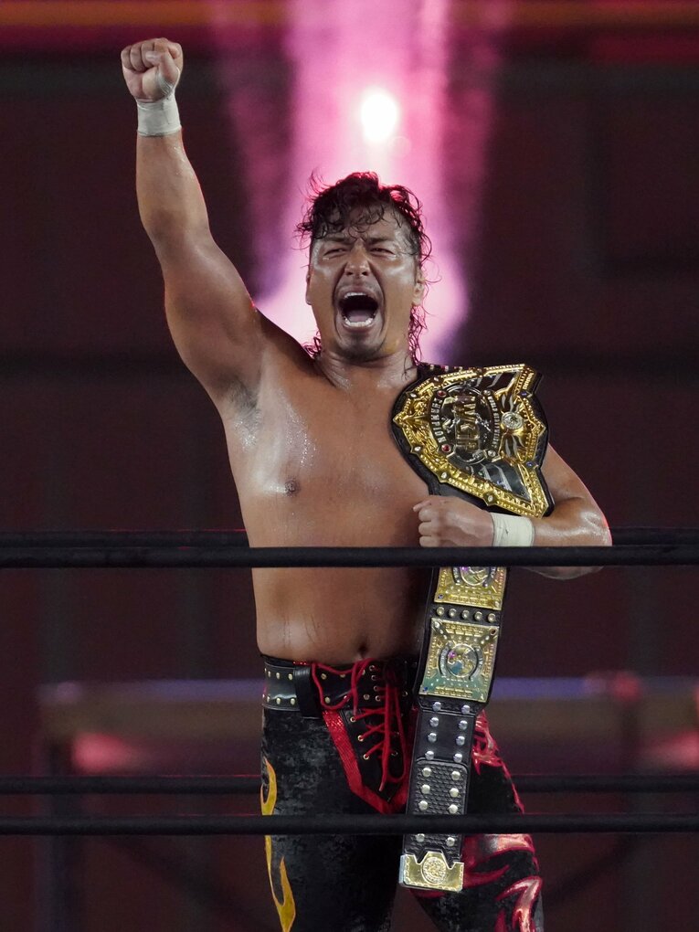 勝った鷹木は「飯伏が来るまで、負けられねえな」と意気込んだ