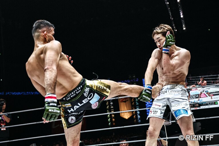 『超RIZIN.4』朝倉未来vs.クレベル・コイケ　©RIZIN FF