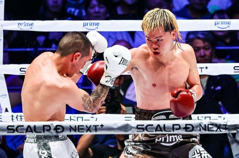 再起戦で“変貌”を遂げた那須川天心。元2階級制覇王者のエストラーダに9回終了時TKOで完勝した ／ photograph by Susumu Nagao