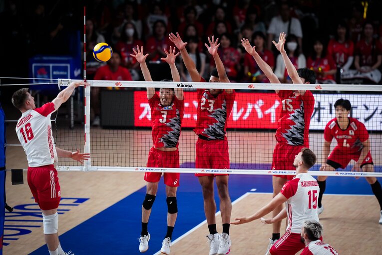VNLポーランド戦　©︎Volleyball World