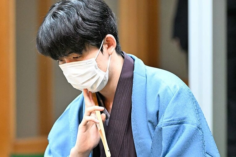 タイトル戦でおなじみの昼食、おやつの注文。その選択から見えてきた傾向を管理栄養士に聞くと… ／ photograph by Keiji Ishikawa