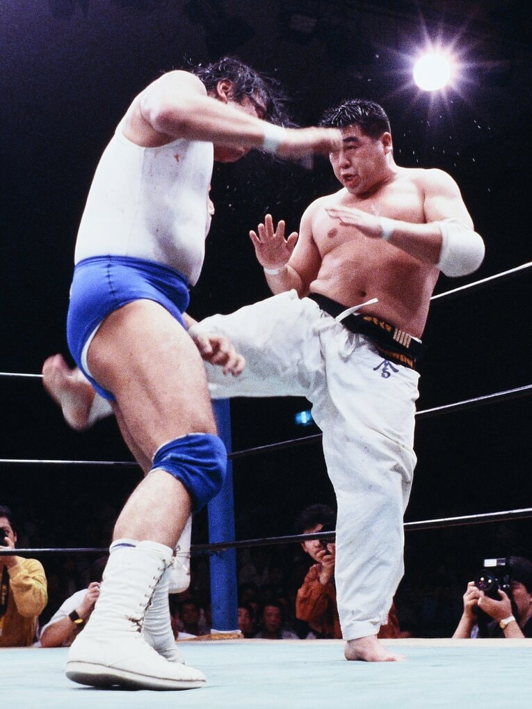 1989年10月、大仁田厚と対戦した青柳政司