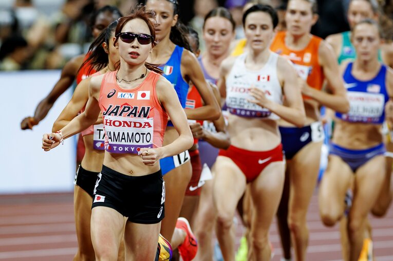 先頭に出た山本　©Kiichi Matsumoto