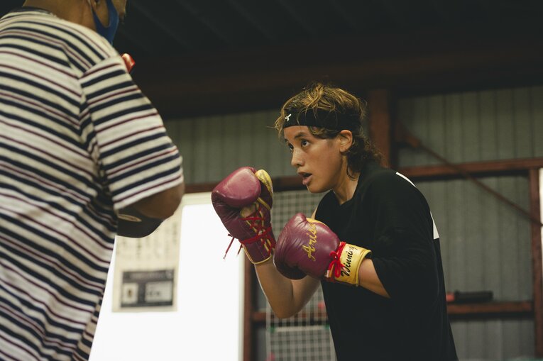 今年7月、プロデビューに向けて練習に励んでいた津端　©︎Wataru Sato