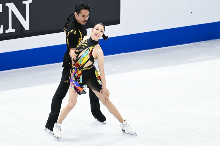 リズムダンスの演技 ©Asami Enomoto