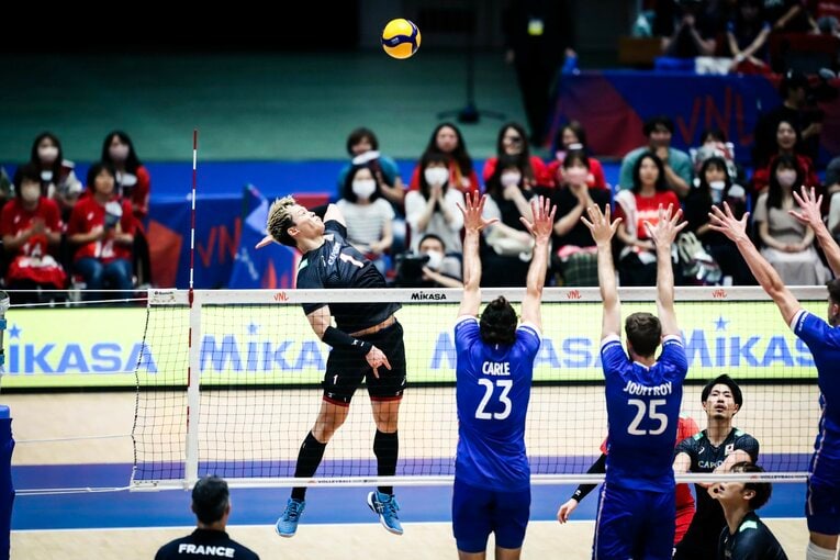 ネーションズリーグ フランス戦　©︎FIVB