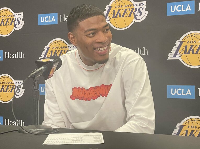 メディア対応する八村塁（写真＝筆者撮影）