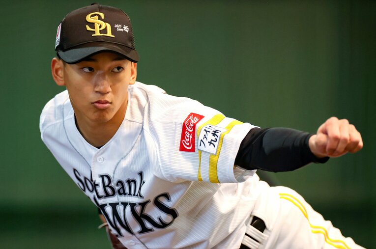 まさかの下位に沈んでいるソフトバンクで、課題となる投手陣を救える「ニューフェイス」は誰なのだろうか？ ／ photograph by JIJI PRESS