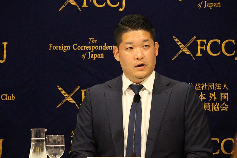 2019年1月、日本外国人特派員協会での会見で