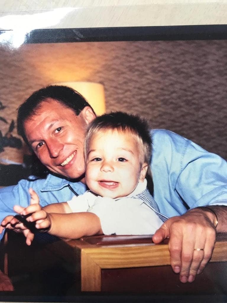 イゴールが生まれた当時とアルシンド　※本人提供