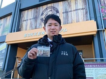 センバツを見守る“23歳スカウト”…山本由伸と同期、プロ3年で戦力外「将来のキャプテン候補」だった男が選んだ第二の野球人生＜Number Web＞ photograph by Noriko Yonemushi