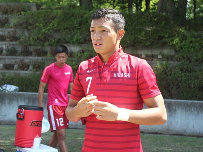 高校選手権、前回大会のスターはいま。大学で、プロで、もがき前進する3選手。＜Number Web＞ photograph by Takahito Ando