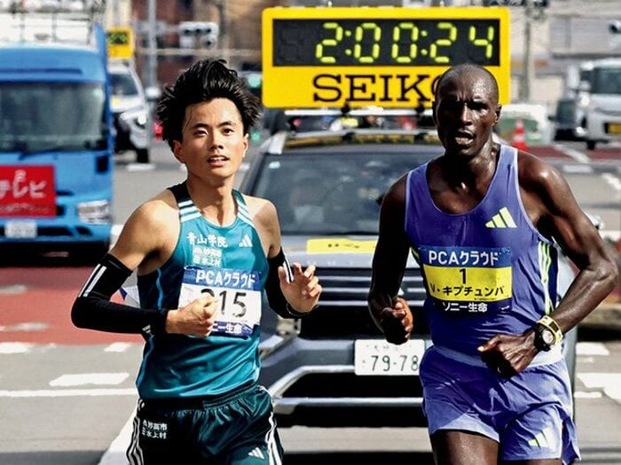 最強集団の進化　青学がマラソン戦線に放った刺客たち＜別府大分＆大阪＆東京マラソンレポート'25＞＜Number Web＞ photograph by KYODO