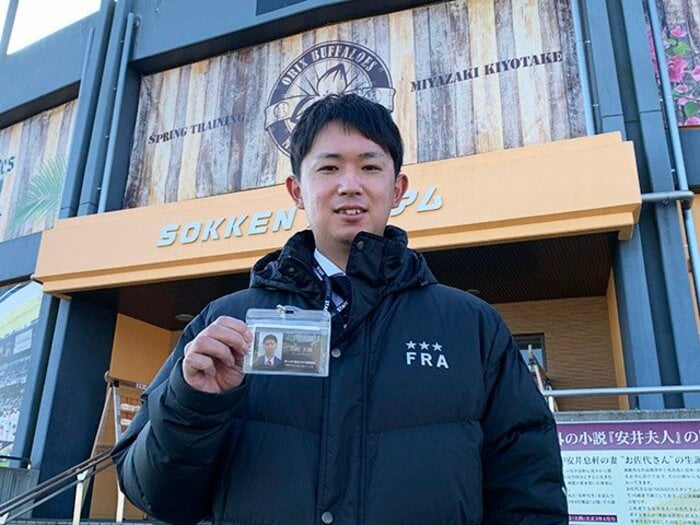 センバツを見守る“23歳スカウト”…山本由伸と同期、プロ3年で戦力外「将来のキャプテン候補」だった男が選んだ第二の野球人生<Number Web> photograph by Noriko Yonemushi