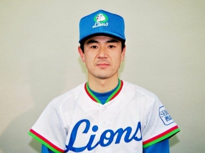 中日から西武へ電撃トレード移籍「月50万円ぐらい食費に使ってました」前原博之が“34歳で戦力外通告”を受けるまで「星野さんから電話？ないです」＜Number Web＞ photograph by KYODO