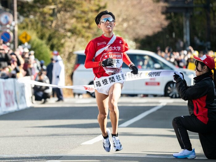 花の2区はどちらか？ エース候補、楠岡由浩と島田晃希の切磋琢磨で進化する帝京大学が狙う箱根駅伝での“5強崩し”＜Number Web＞ photograph by Yuki Suenaga
