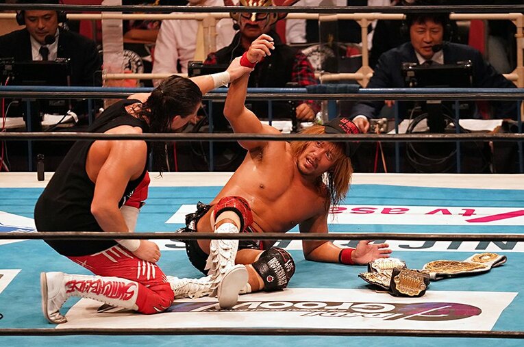 1.4、1.5連続防衛戦プランを要求した2冠王者・内藤哲也。「飯伏を倒してからでも遅くはない」と意欲を見せた ／ photograph by Essei Hara