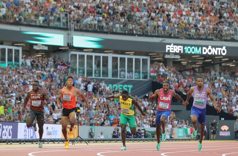 100m決勝のゴールシーン。ライルズが9秒83で優勝（右から2番目）、サニブラウン（左から2番目）は10秒04で6位だった　©︎dpa/JIJI PRESS