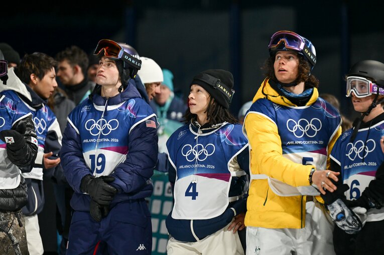 ミラノ五輪男子ハープパイプ決勝【スワイプするとそのほかの写真もご覧になれます】　©Nanae Suzuki／JMPA