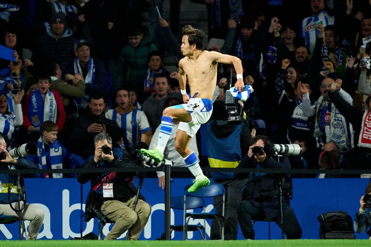 バスクダービーでゴールを決めたレアル・ソシエダの久保建英　©Getty Images