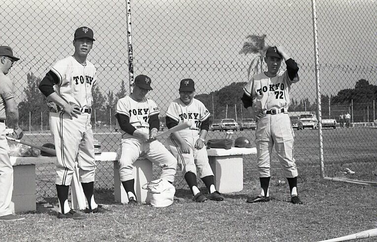 1967年の巨人首脳陣。左から藤田元司コーチ、川上哲治監督、荒川博コーチ、牧野茂コーチ ©JIJI PRESS