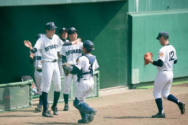 【大船渡ー花巻東／2019年岩手大会決勝】佐々木朗希の登板回避は大論争を巻き起こした　©Asami Enomoto