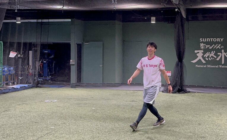 自身のチームのユニフォームに身を包んで　写真は本人提供