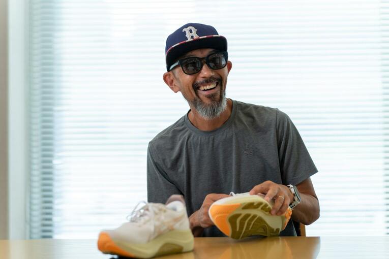 藤原岳久（ふじわら・たけひさ）／1971年生、神奈川県出身。FS☆ランニング代表。シューズアドバイザーとして知られ、ランニングシューズの選び方や走り方のコンサルティングを行なっている。東京マラソン2025では2時間38分38秒で完走を果たした。 「GEL-KAYANO」シリーズとも長い付き合いがある　©Shiro Miyake