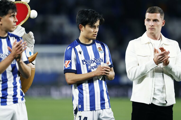 「珍しい…」久保建英がイラ立ったのは“反則覚悟の包囲網”ではなく…初タイトルから4日後「失望のMOM」“タケの自負”をカメラマンは感じた(11)