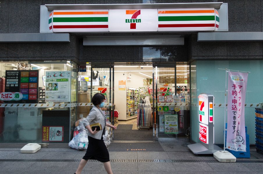 外国人記者が最後に語った“東京五輪の本音”「セブンイレブンは最高」「あの菓子パンが美味しかった」「シブヤが暗くて驚いた」<Number Web> photograph by Getty Images