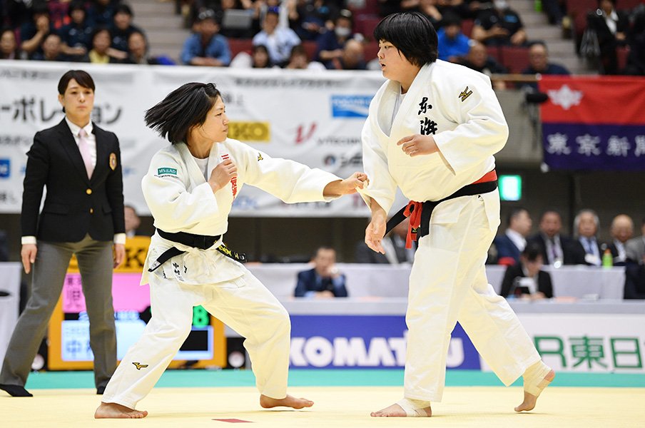 「56kg対110kg」が女子柔道で実現。中村美里、皇后杯での挑戦と未来。<Number Web> photograph by AFLO