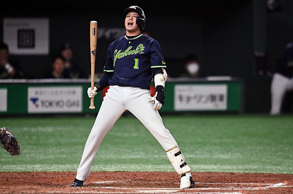 2年連続最下位ヤクルトが“60億の札束乱舞”のナゼ ファミリー気質と“腸活”で下剋上なるか - プロ野球 - Number Web - ナンバー