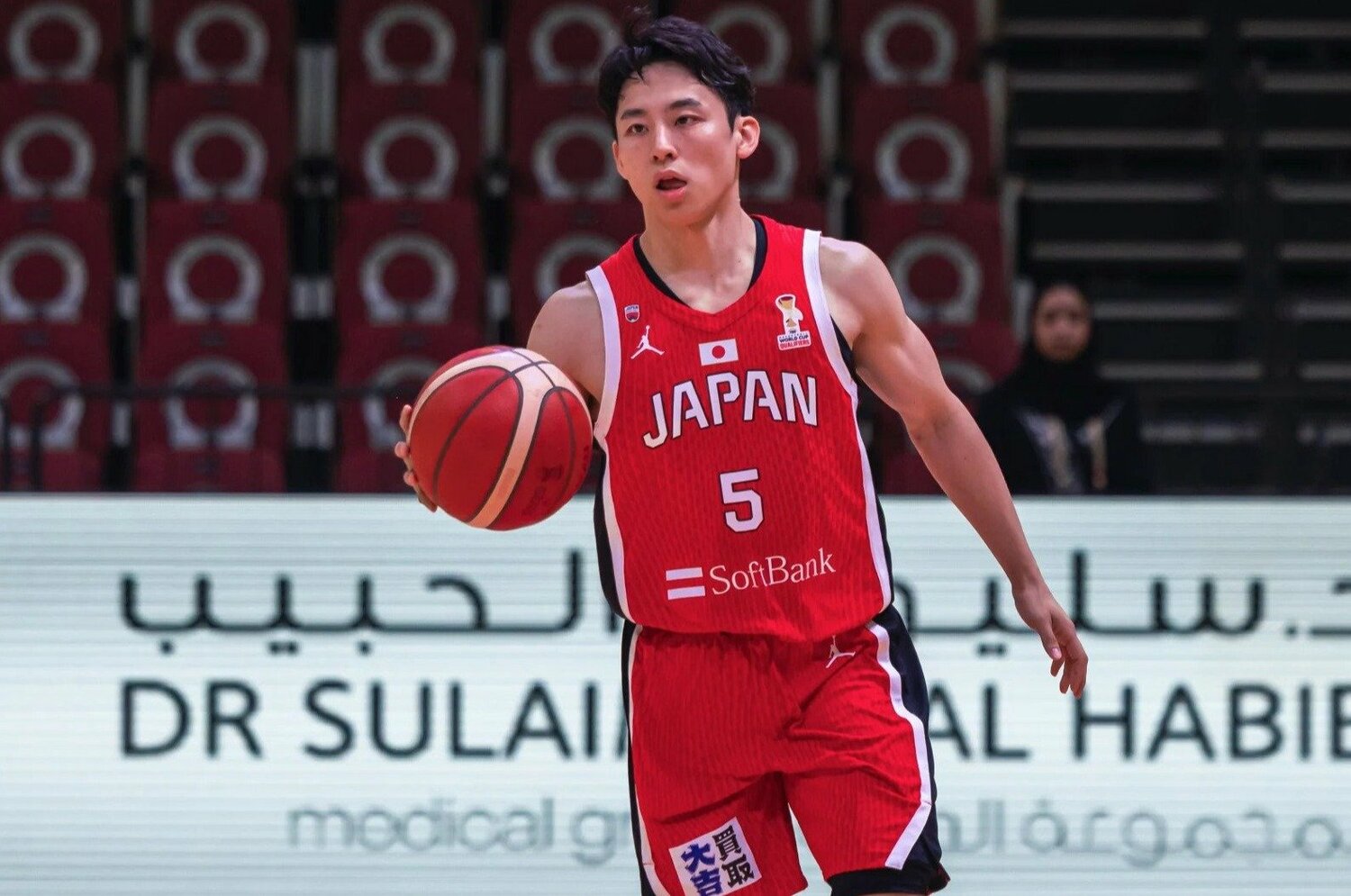 ゲームキャプテンを務めた河村 ©FIBA