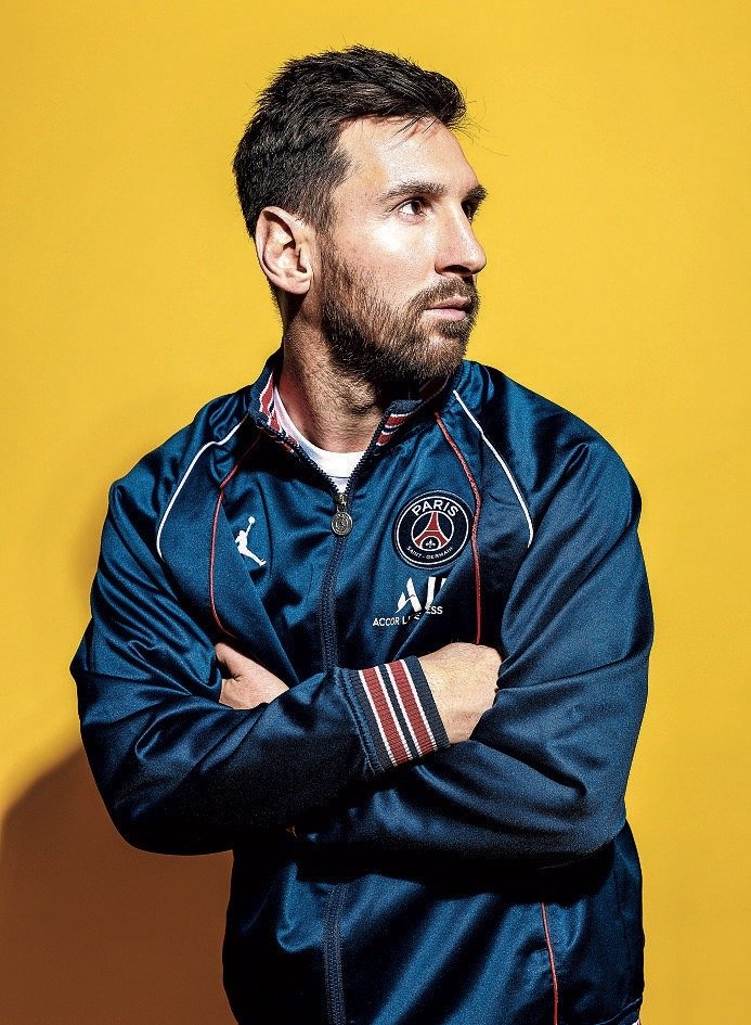 『フランス・フットボール』誌のインタビューに対し、メッシは率直な回答を重ねた