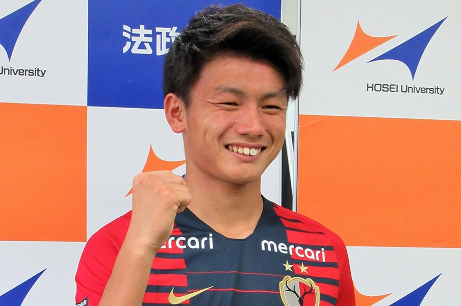 上田綺世の鹿島加入が示すこと。部活が強い日本サッカー界の変化。＜Number Web＞ photograph by Kyodo News