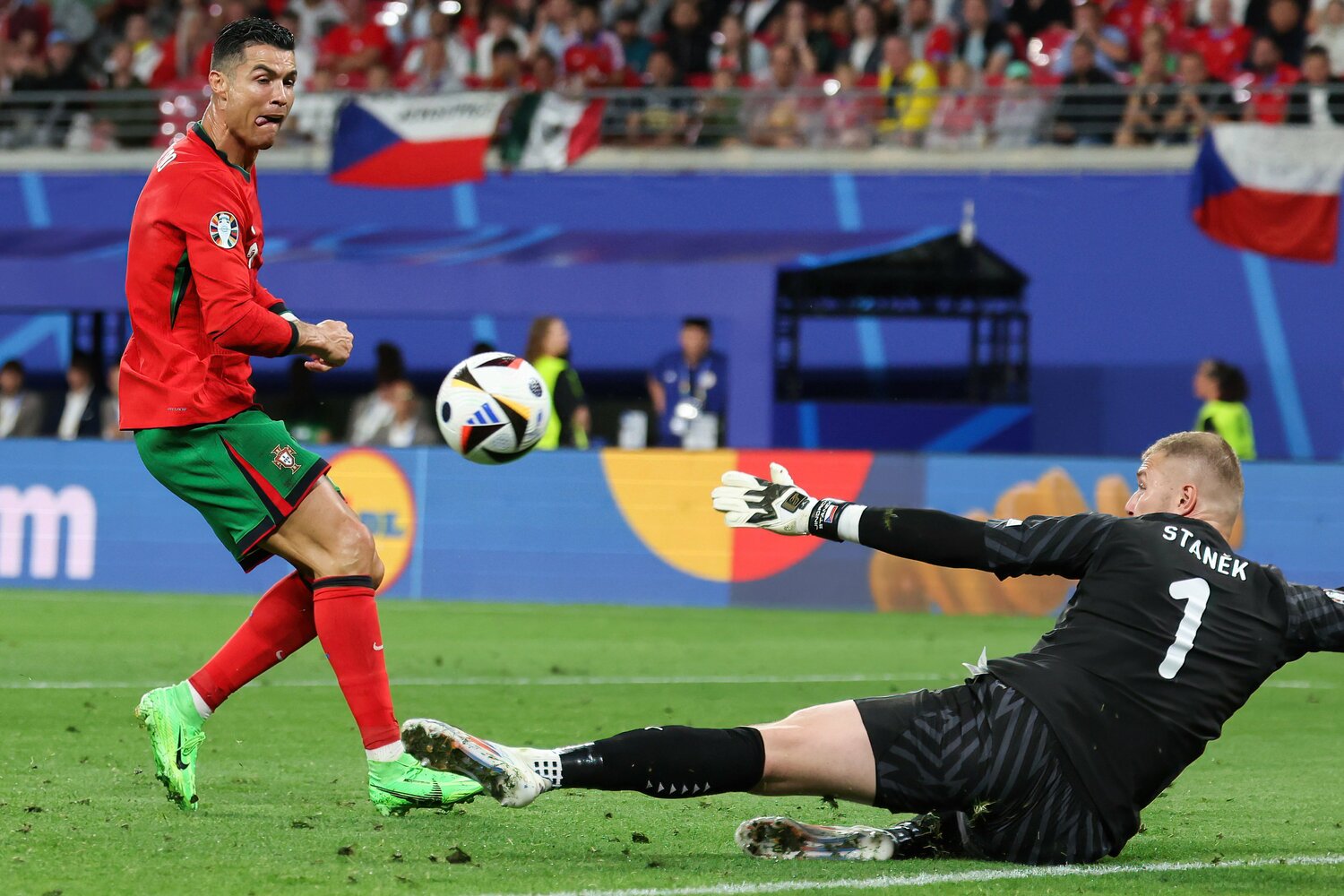 39歳となった御大ロナウド。ゴールと勝利を渇望する貪欲さは恐ろしいほど若々しい　©Getty Images