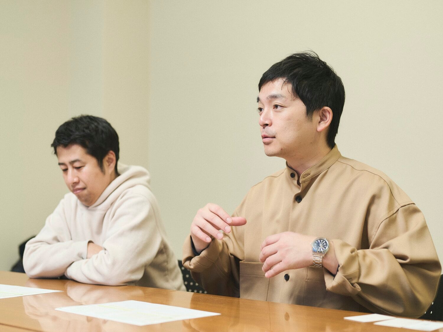 ウエストランドの井口浩之(左)と河本太。2020年大会に続き、2度目のM-1決勝で王者に