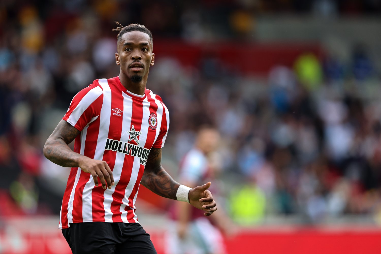 身体が張れて得点も狙えるトニーが前線の軸だ　©Getty Images