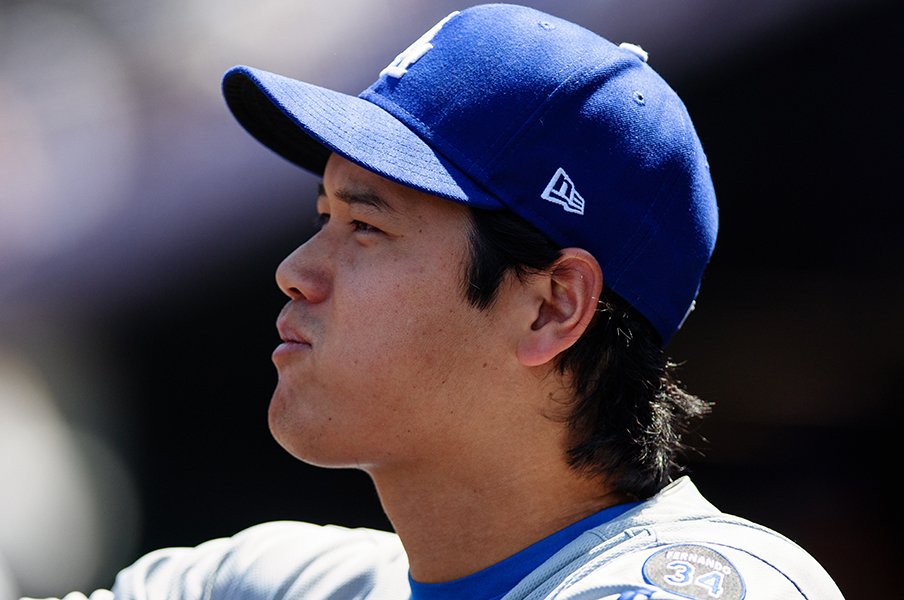 テレビに映らない大谷翔平「いつもと様子が違う…」菅野智之から2打席連続ホームラン翌日“異例の走塁練習”番記者が一塁コーチに理由を聞くと＜Number Web＞ photograph by Justin Edmonds/Getty Images